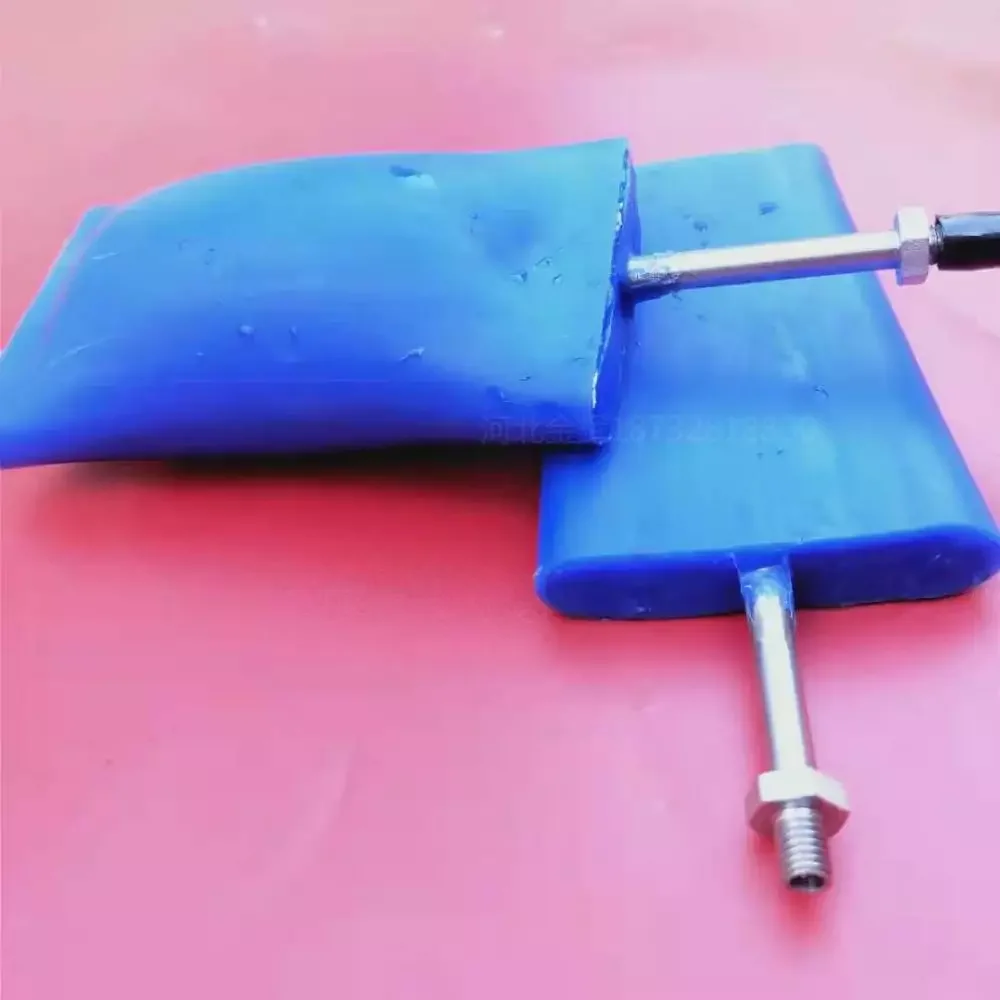 Custom inflatable seal profile and inflation valve detail - view 2 Custom inflatable seal profile and inflation valve detail, view 2