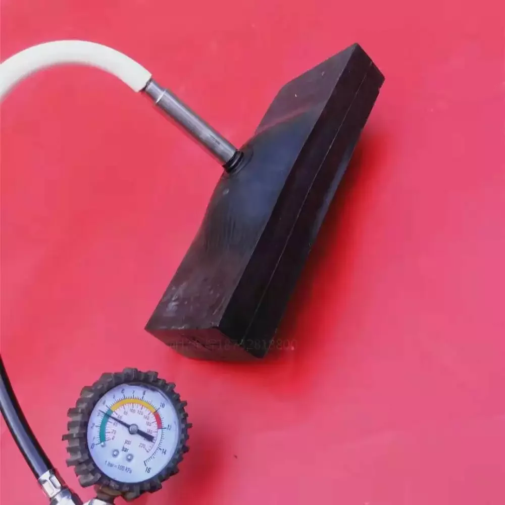 Custom inflatable seal profile and inflation valve detail - view 6 Custom inflatable seal profile and inflation valve detail, view 6